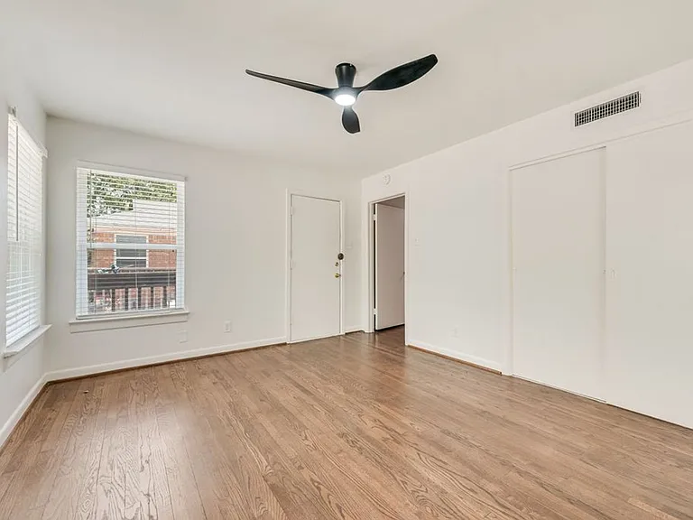 9506 Mercer Dr — Photo 18