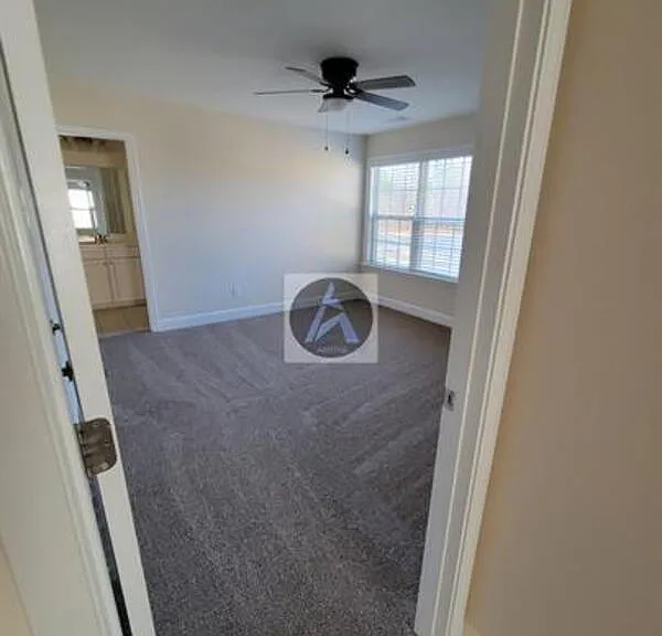 1008 Applegate Dr — Photo 16
