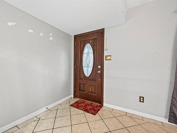 4th image of 4607 Stacey Rd