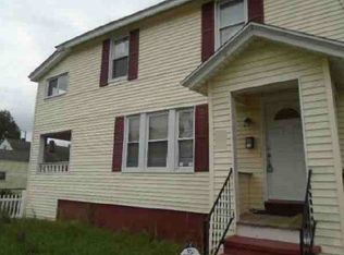 14 Mansfield St, Springfield, MA 01108
