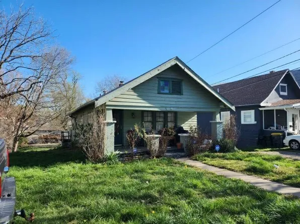 3928 Scarritt Ave, Kansas City, MO 64123
