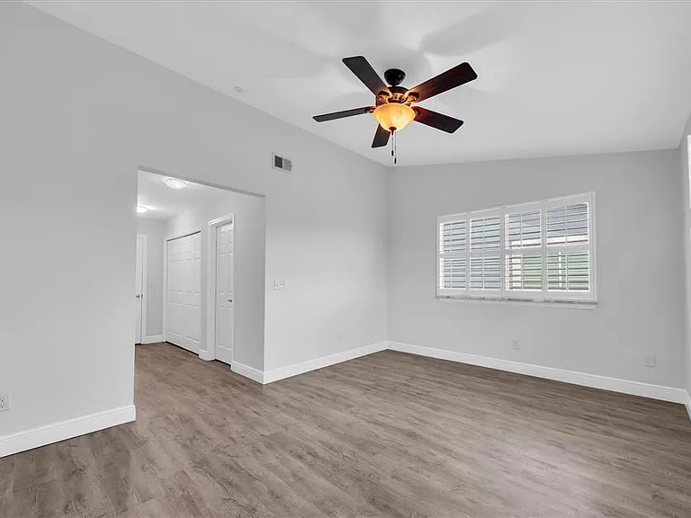 802 Hidden Harbour Dr — Photo 27