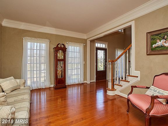 4th image of 17265 Banbury Ct