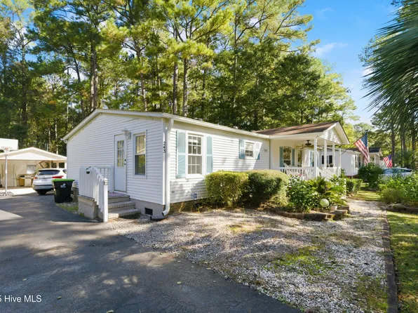 243 Ocean Forest Drive NW, Calabash, NC 28467