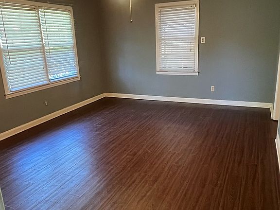4th image of 406 48th St