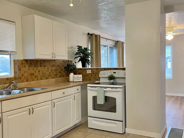975 16th St, Ogden, UT 84404