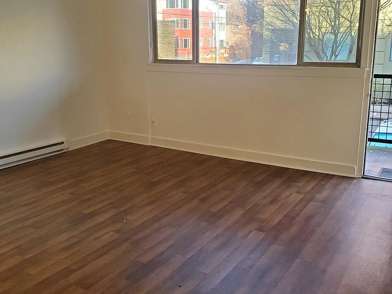 801 E Harrison St #105 — Photo 5