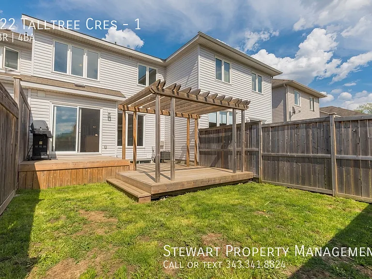 122 Talltree Cres #1 — Photo 24