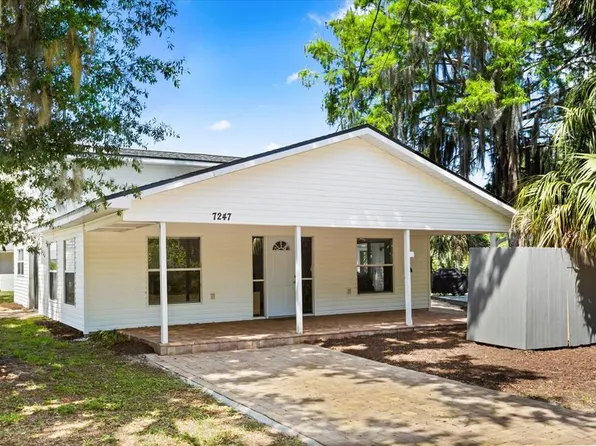 7247 Treasure Island Rd, Leesburg, FL 34788