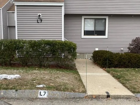 7 Snow Cir #L7, Nashua, NH 03062
