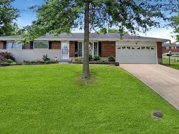 674 Leolia Dr, Arnold, MO 63010