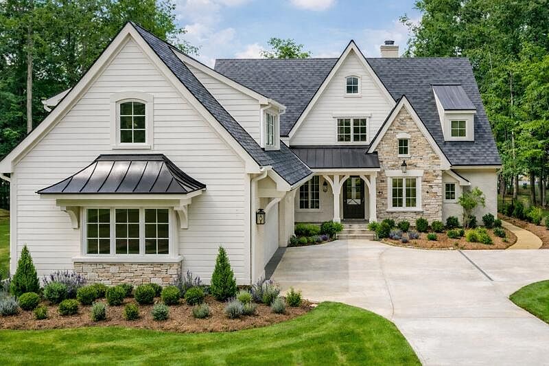 1st image of 118 Fleetwood Dr
