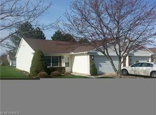 401 Rivers Edge Dr, Huron, OH 44839