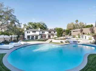 15630 Woodvale Rd, Encino, CA 91436