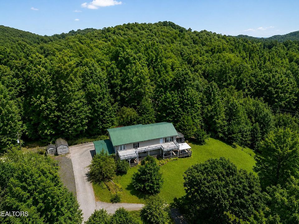 1st image of 7810 Wells Valley Rd