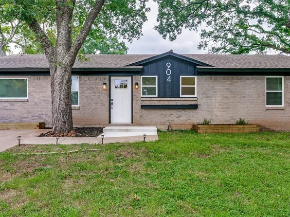 904 Bryan Dr, Bedford, TX 76022