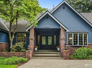 25518 242nd Pl SE, Maple Valley, WA 98038