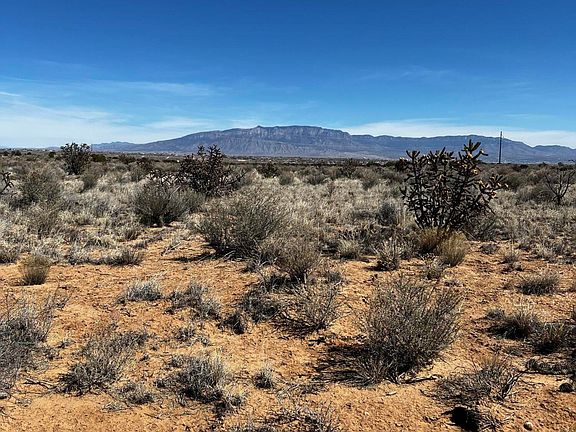 3rd image of 27th St SW