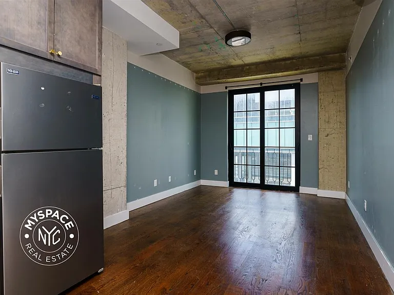 187 Kent Ave #822 — Photo 1