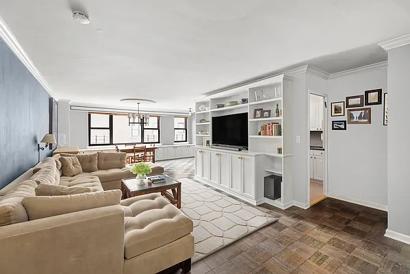 Sold by Compass | media 2
