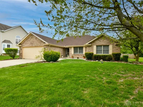 107 Barnside Dr, Englewood, OH 45322