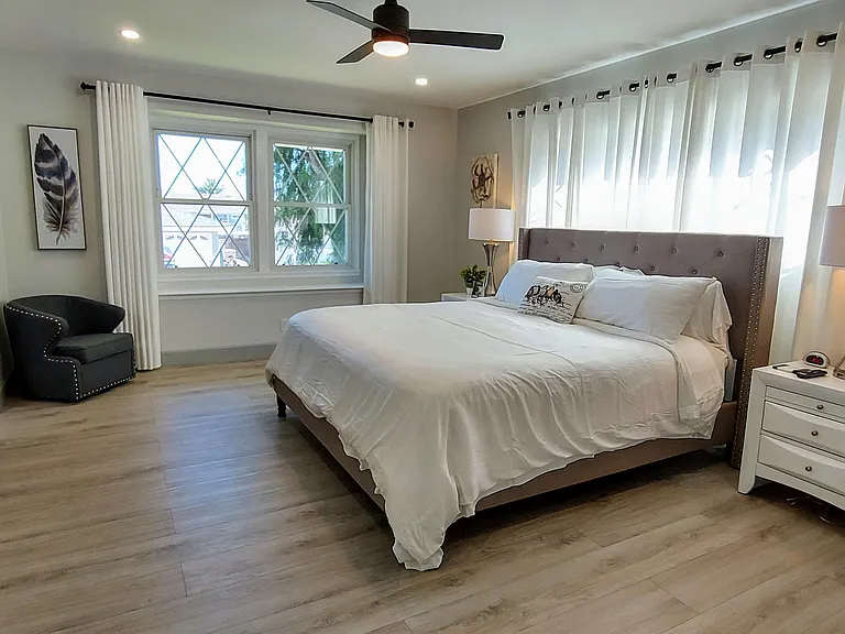 17 Maxine Dr — Photo 7