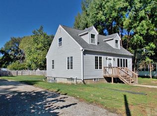 106 1st Ave N, State Center, IA 50247