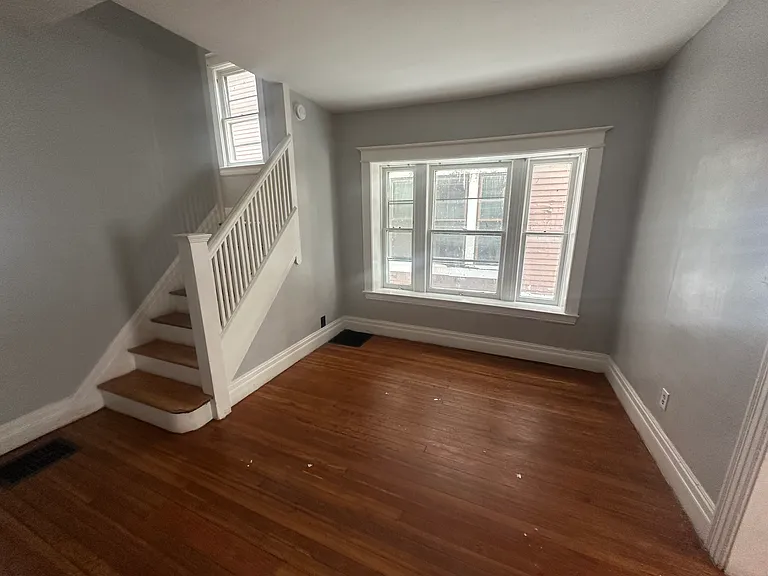 36 Arch St #36 — Photo 3