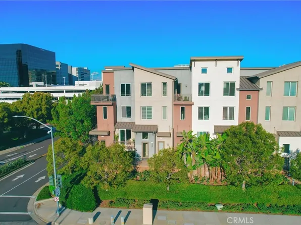 81 Waldorf, Irvine, CA 92612