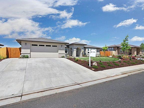 2nd image of 2070 Thomas Dr