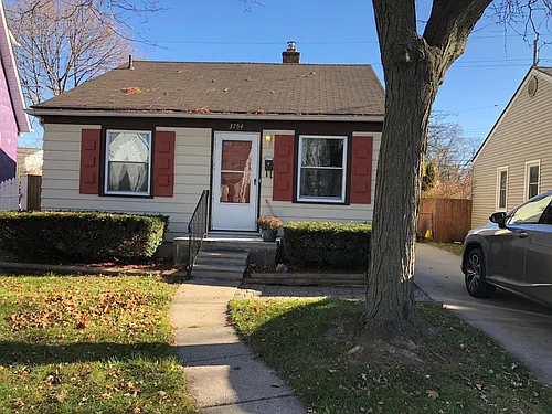 3754 Buckingham Ave Photo 1