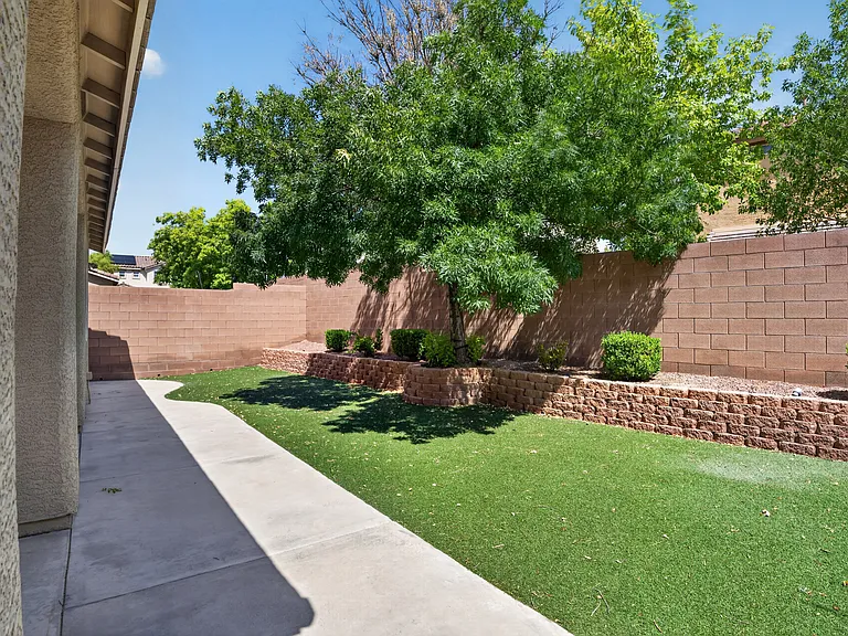 10648 Bandera Mountain Ln — Photo 49
