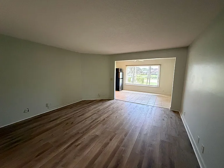 289A Moss Oak Circle St — Photo 5