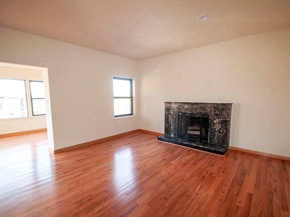 2nd image of 5219 S Greenwood Ave APT 2