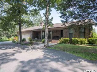 1541 Swearengin Rd, Grant, AL 35747