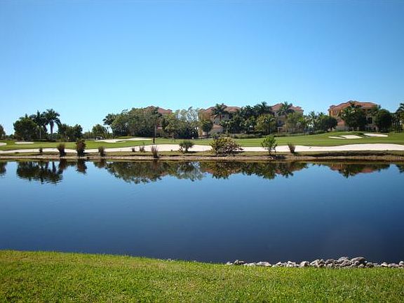 4th image of 1526 Mainsail Dr