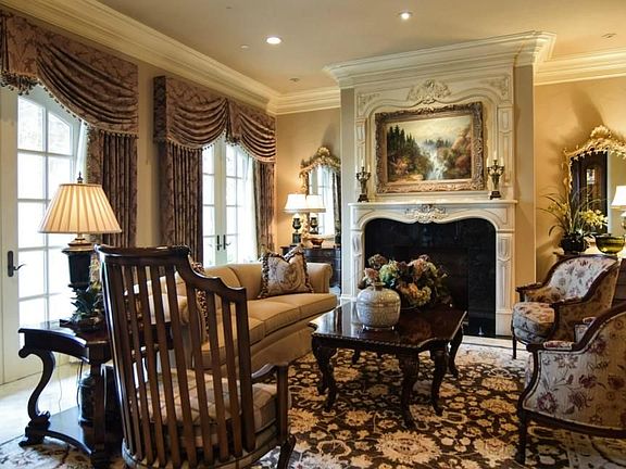 5th image of 7 Abbey Woods Ln