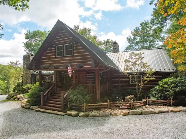 1446 E Bald Rock, Sapphire, NC 28774