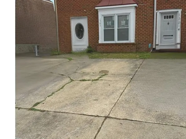 1383 Battleford Dr, Virginia Beach, VA 23464