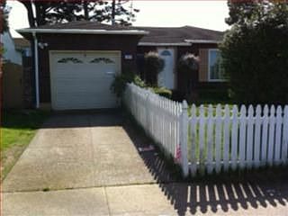 2nd image of 727 Stewart Ave