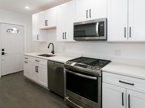 2nd image of 3247 N Damen Ave #2N