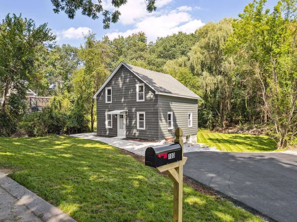 103 Hartt Avenue, Manchester, NH 03109