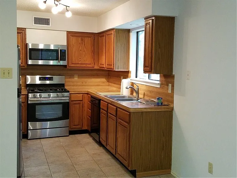 4809 Misty Brook Cv — Photo 9
