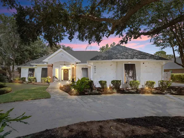4473 Madura Rd, Gulf Breeze, FL 32563