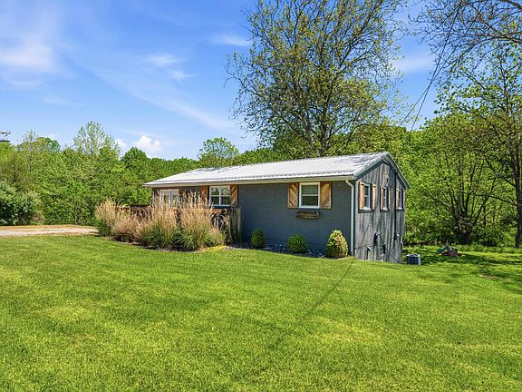 4th image of 1607 Meadowbrook Dr
