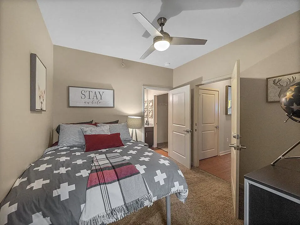 Private Bedrooms & Bathrooms