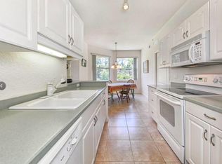 4200 Vicenza Dr, Venice, FL 34293
