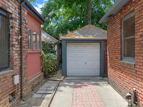 5th image of 2424 D St