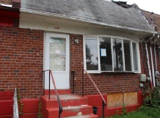 1125 Lakeshore Dr, Camden, NJ 08104