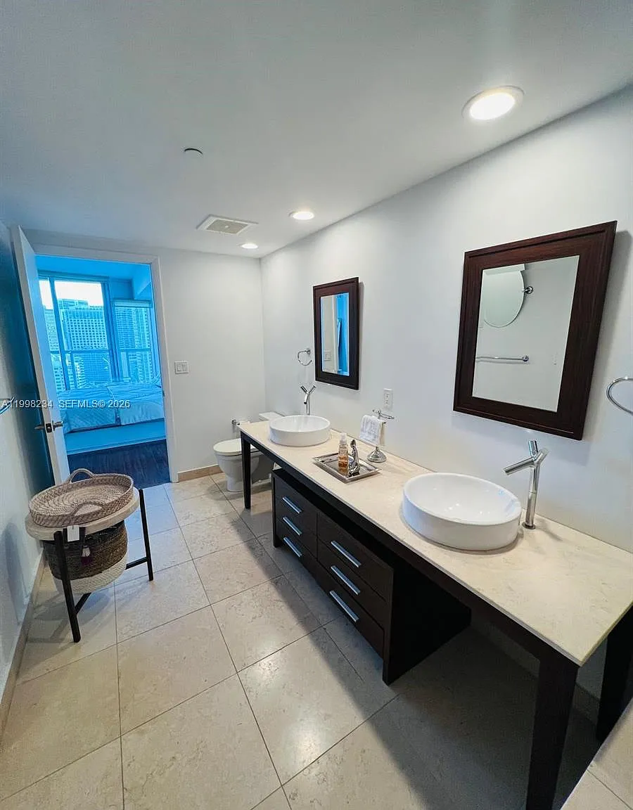 icon Brickell No Two — Photo 4